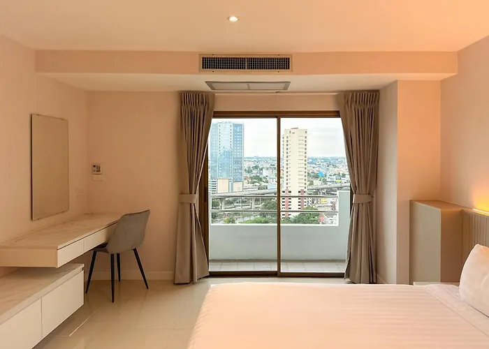 Avana & Convention Centre 4*