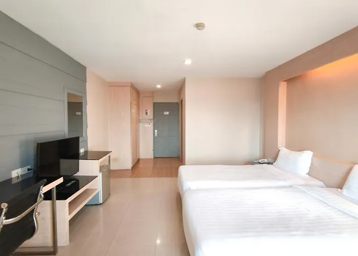 Avana & Convention Centre 4* Bangkok